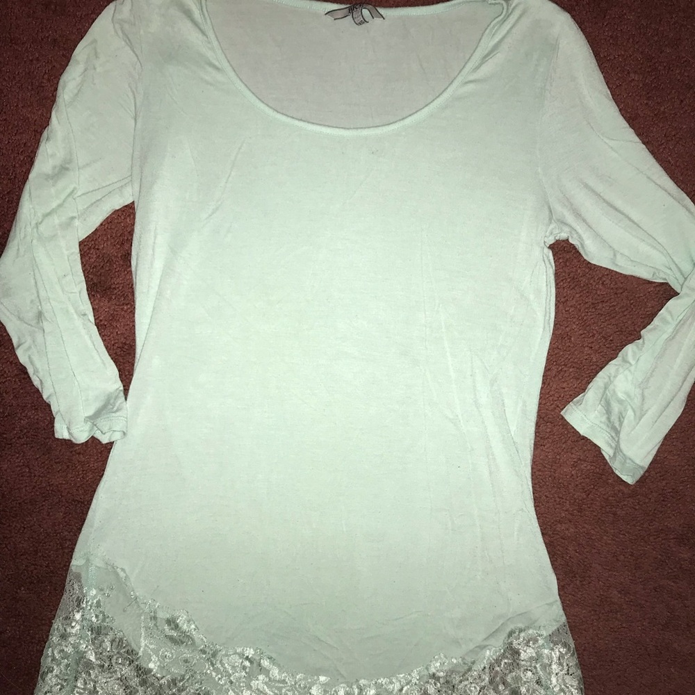 Bke lace mint top